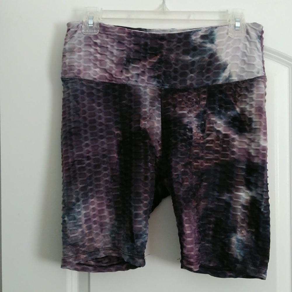 No Comment bike shorts in tie dyed purple and navy blue. Size M